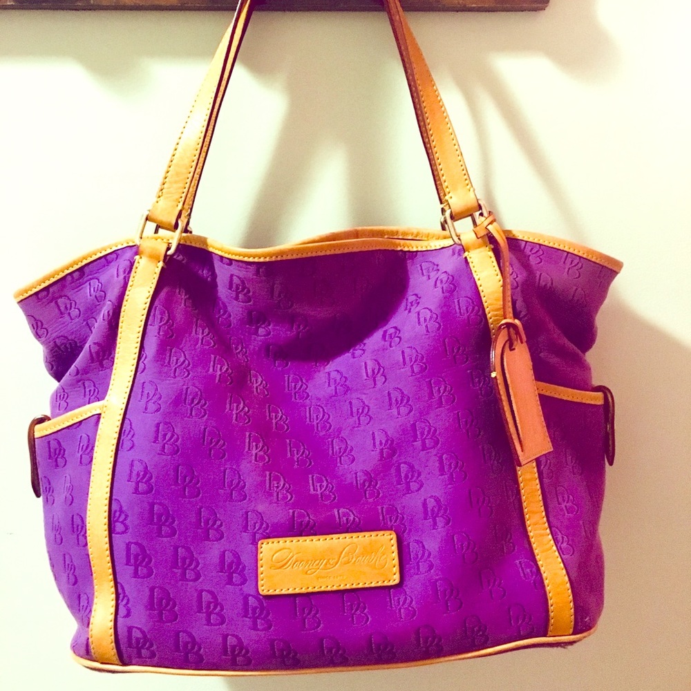 Dooney & Bourke large purse
